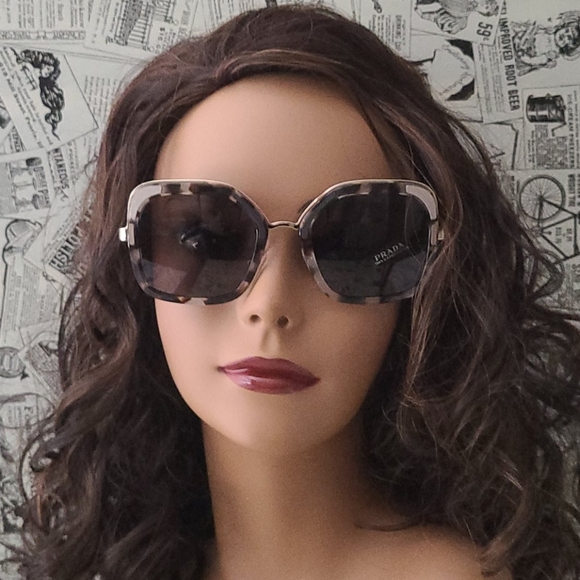 🔥PRADA WOMEN'S DESIGNER 54mm SHADES - Picture 13 of 15